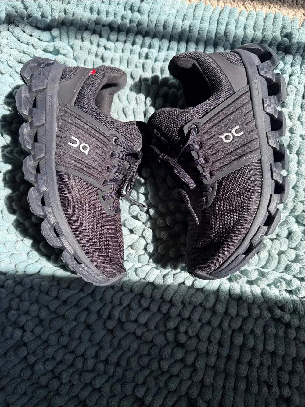 On Running Black woman’s Athletic Running Shoes - Picture 3 of 11